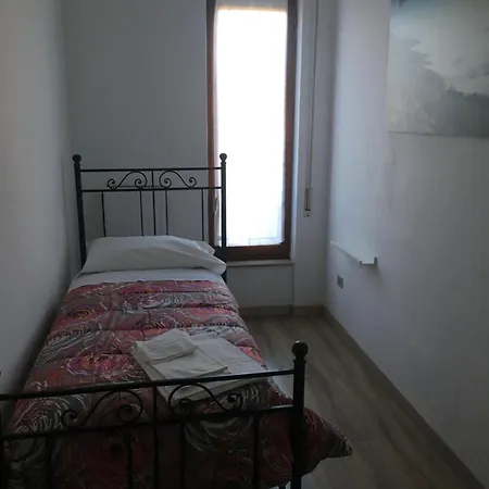 Ospitaci Oberdan 113 Apartment Foligno